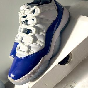Jordan 11 Retro Low Womens